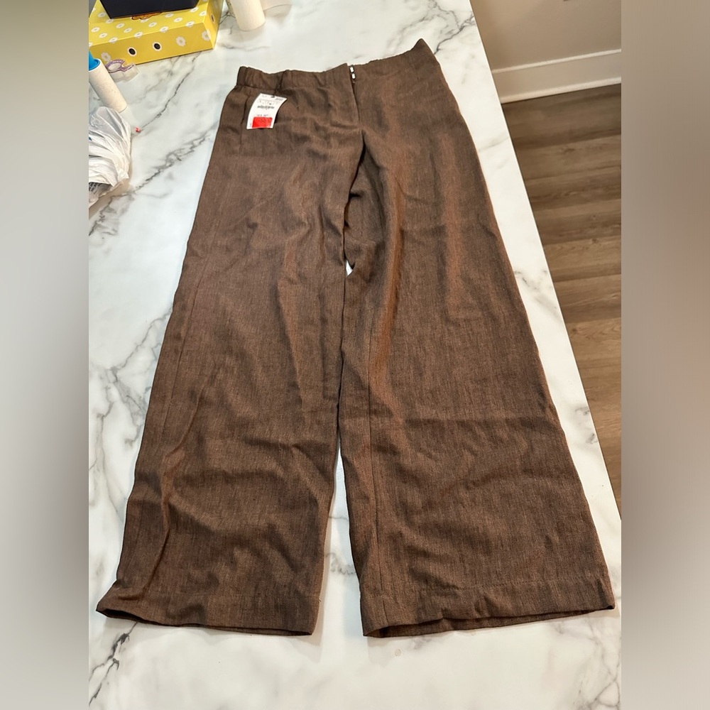 ZARA WIDE LEG PANTS BRAND NEW WITH TAG
size L